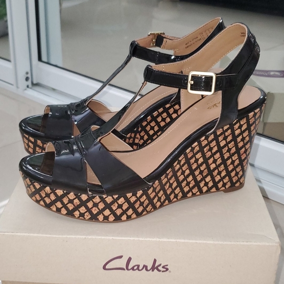 Clarks Shoes - NIB Clarks Amelia Roma Wedge Sandals sz 7.5
